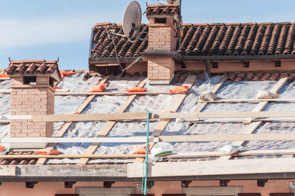 How to Spot Roof Damage After a Storm Quickly