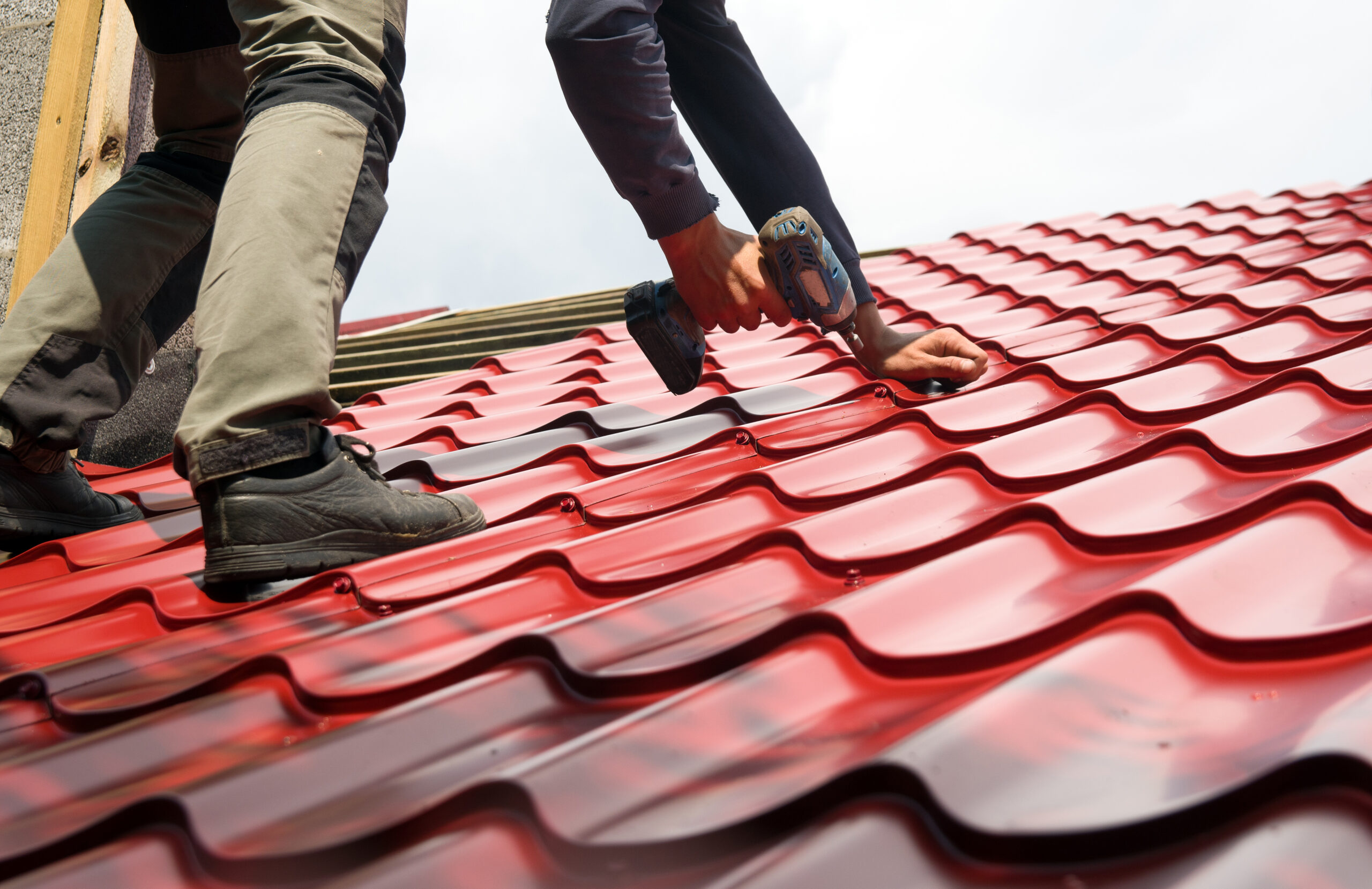 Flat Roof Repair Near Me | Expert Guide 2025