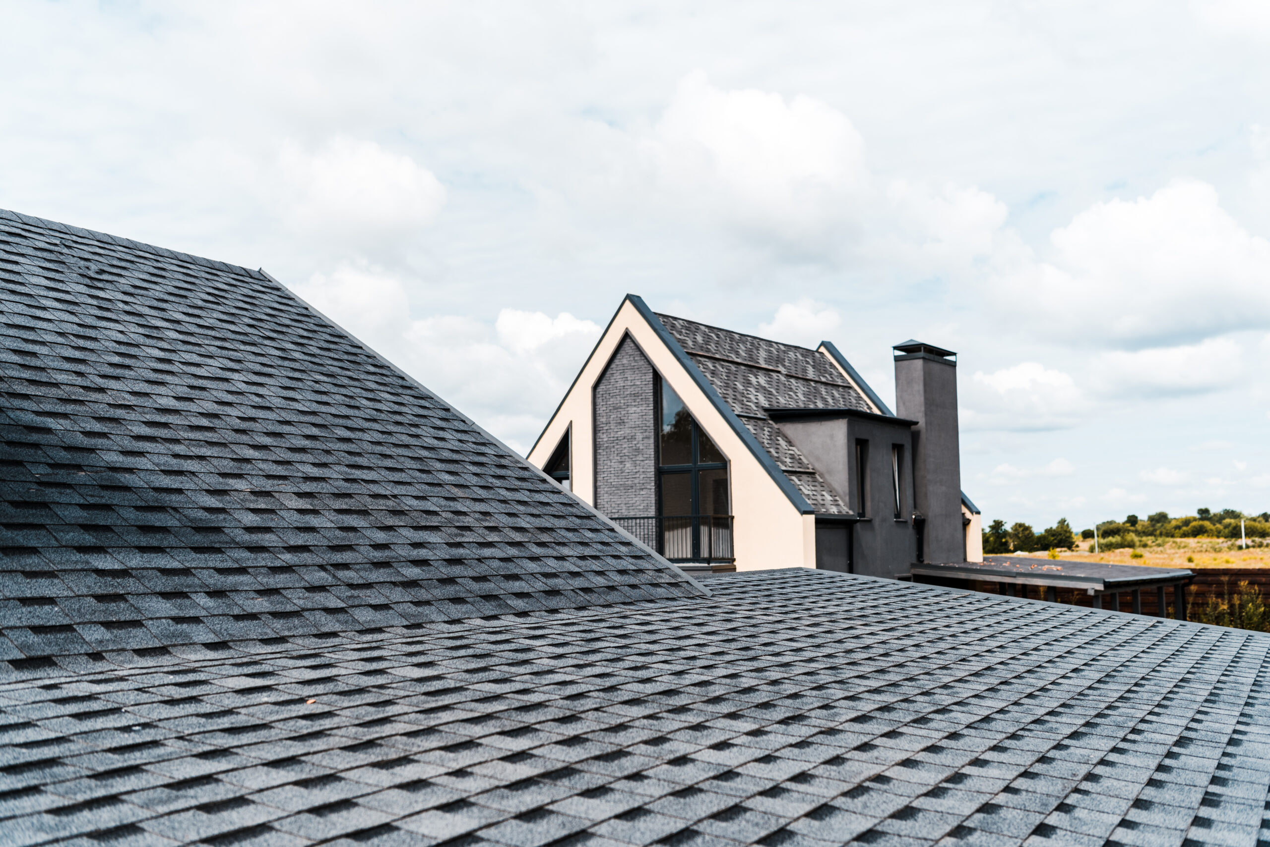 Emergency Roof Repair Services When You Need Them Most